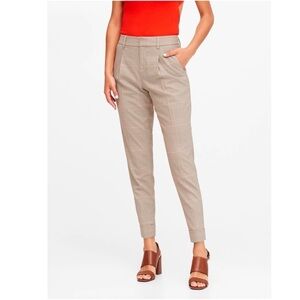 Banana Republic Purple Printed‎ High Rise Tapered Trousers